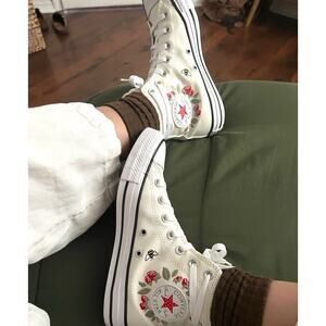 Converse Chuck Taylor Embroidered Berries & Bees Shoes Ivory Size 3 Limited